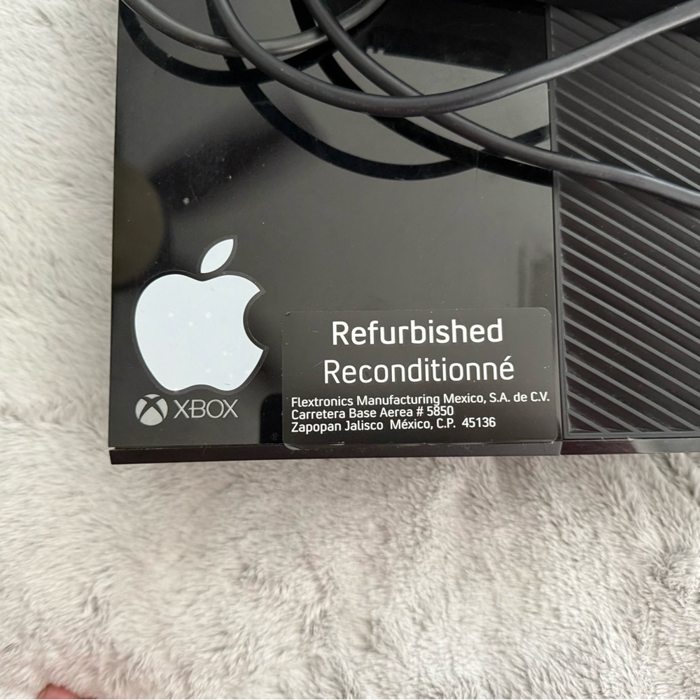 Xbox One Console - Picture 4 of 5